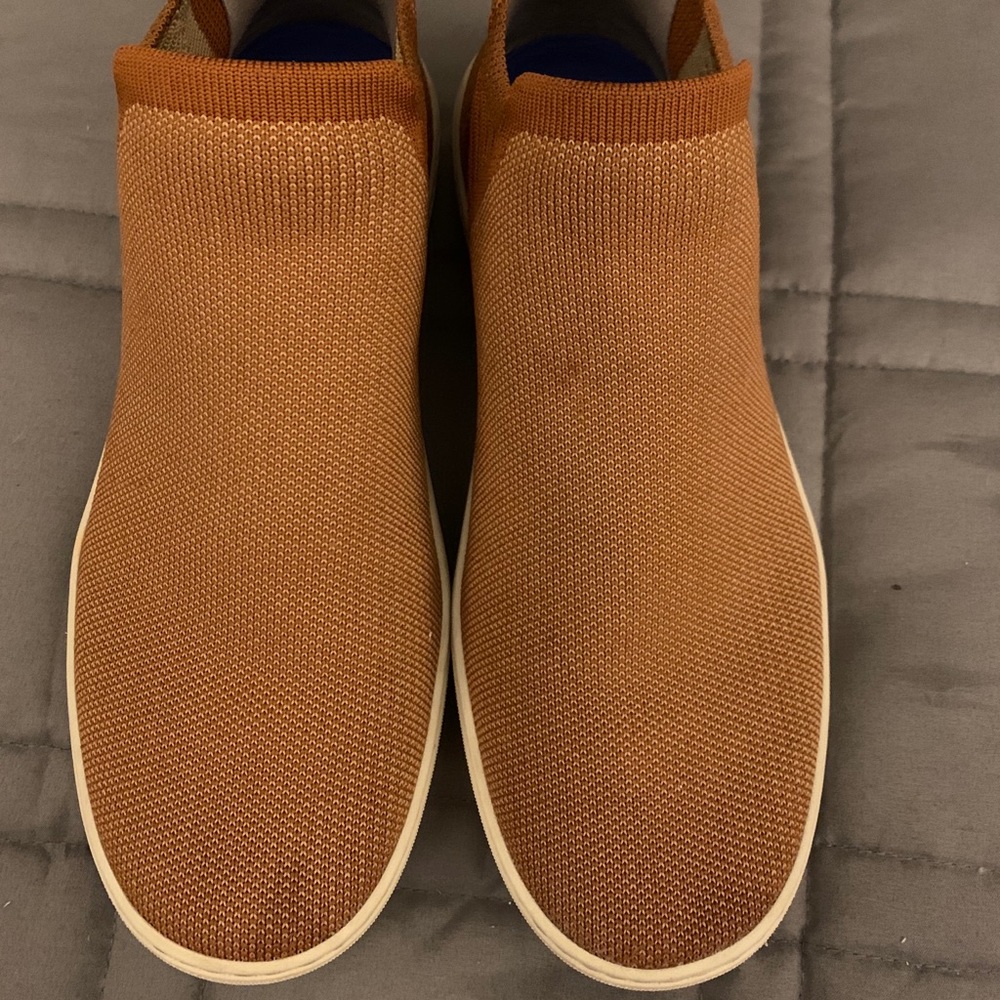 Rothys Chelsea Boot in Fawn
